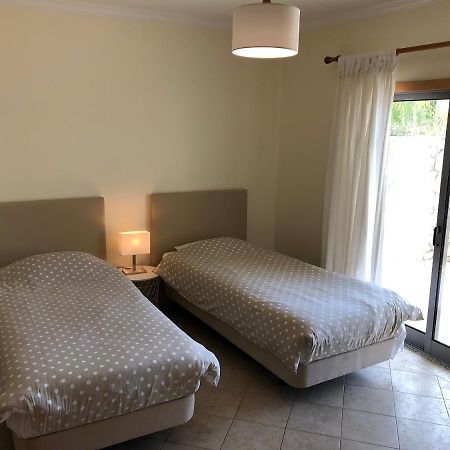 Apartamentos Pomba Branca Olhos de Agua  Ngoại thất bức ảnh