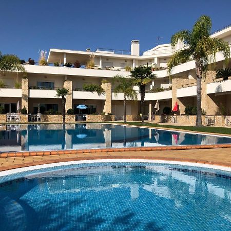 Apartamentos Pomba Branca Olhos de Agua  Ngoại thất bức ảnh
