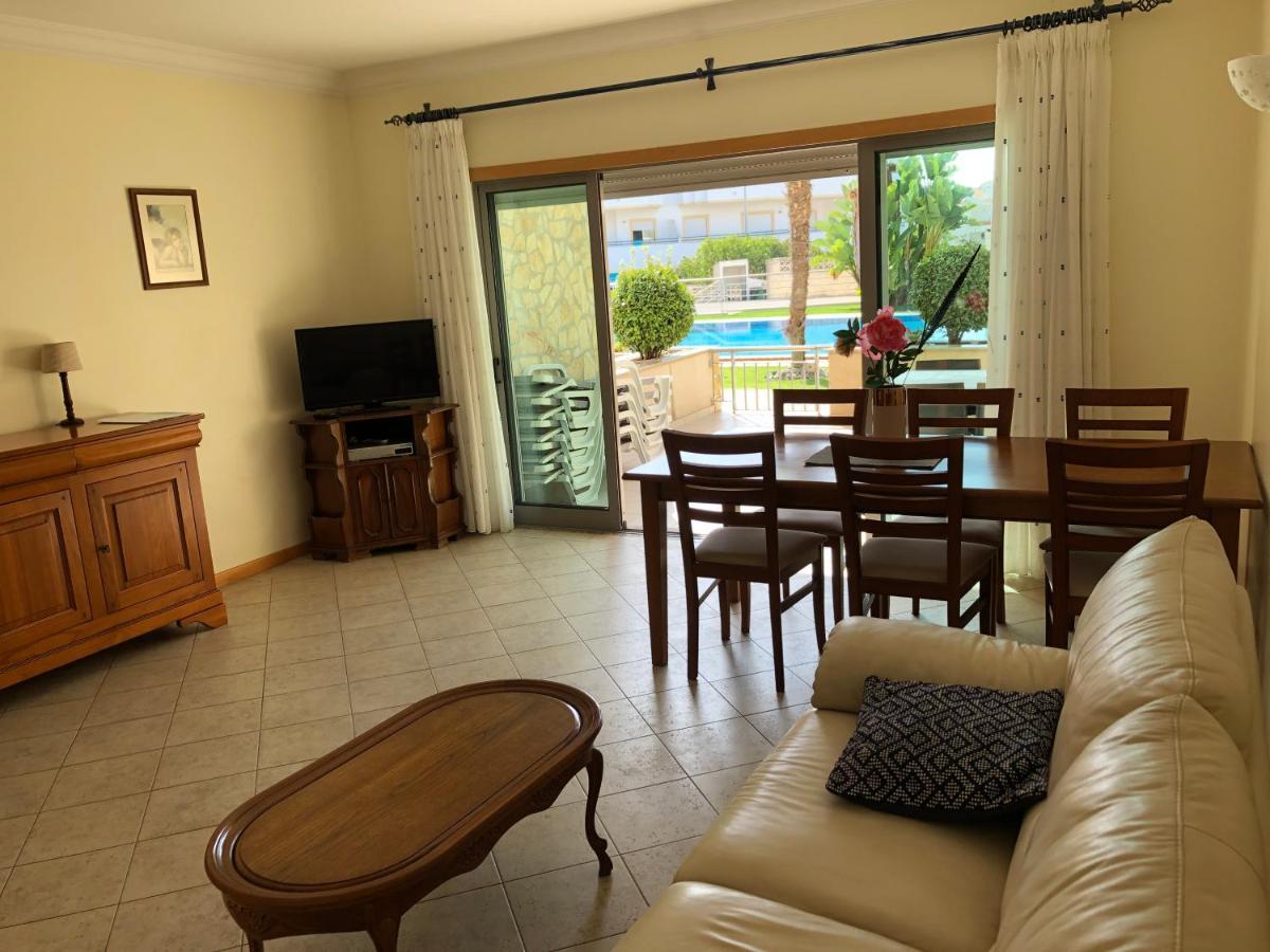 Apartamentos Pomba Branca Olhos de Agua  Ngoại thất bức ảnh